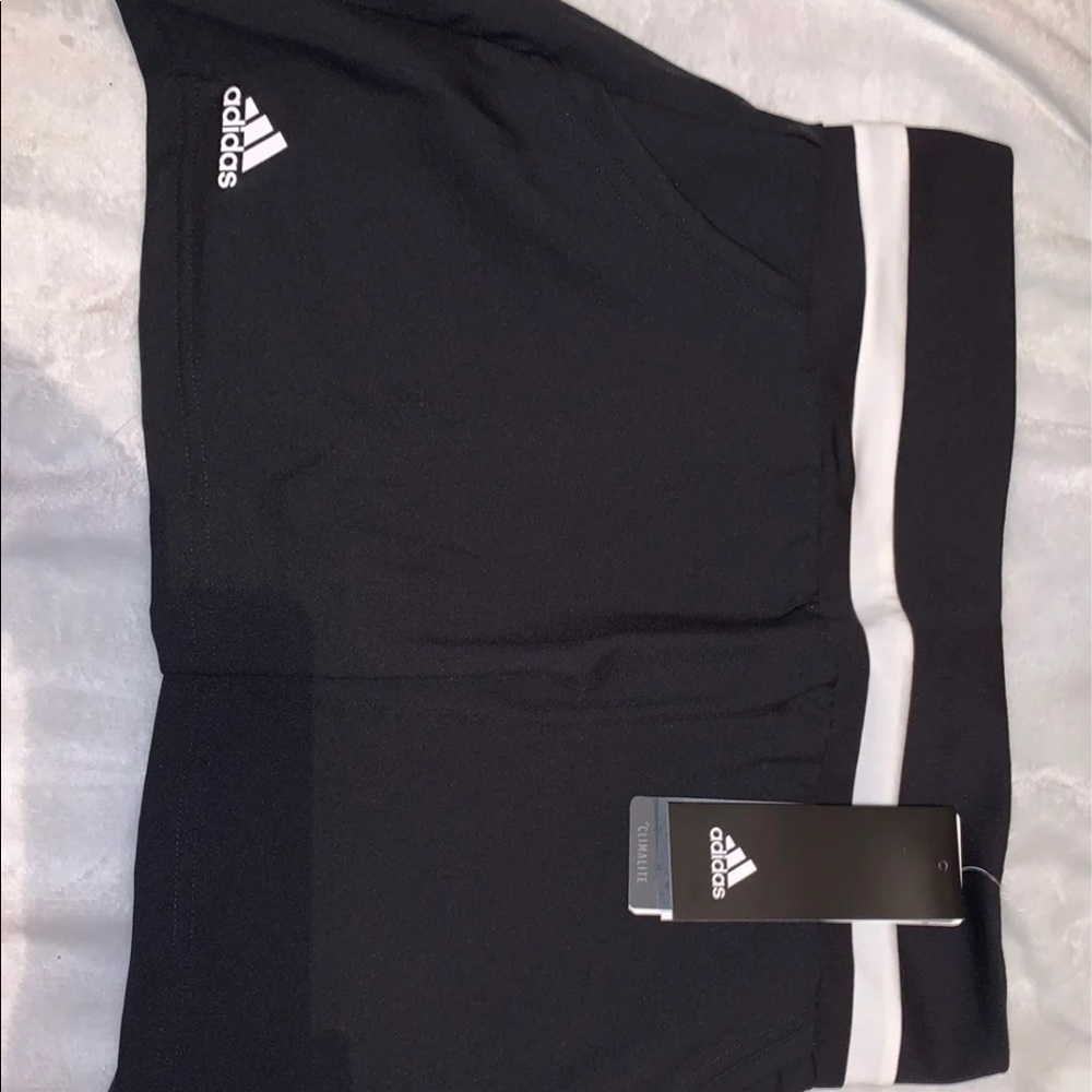 Adidas skirt nwt
